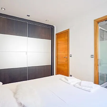Super Offer Week 11to17 Aug25 Downtown, Terrace, Parking Apartamento *