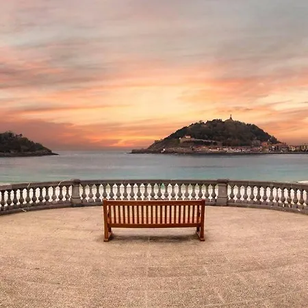 Lejlighed Super Offer Week 11to17 Aug25 Downtown, Terrace, Parking San Sebastián