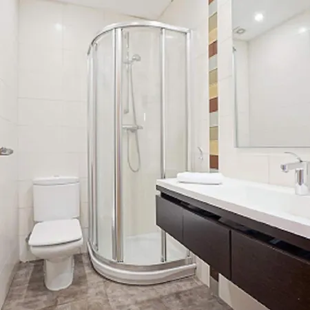Super Offer Week 11to17 Aug25 Downtown, Terrace, Parking * San Sebastian